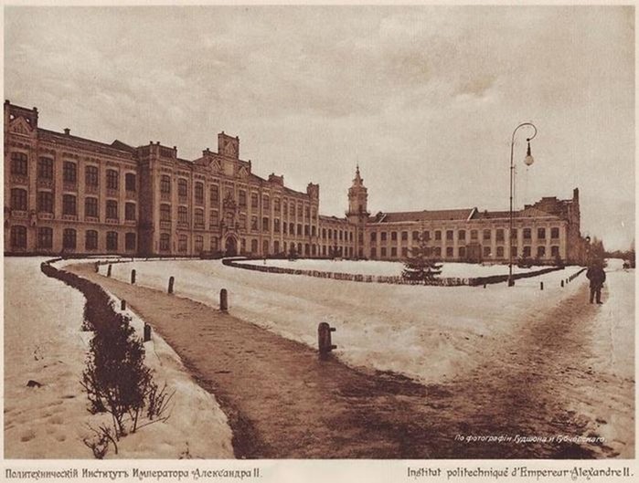 Фото: Памятні місця Києва на листівках 1911 року та сьогодні