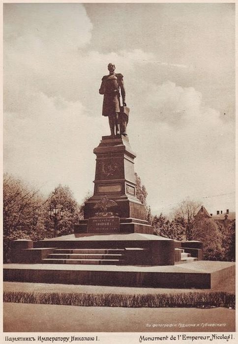 Фото: Памятні місця Києва на листівках 1911 року та сьогодні