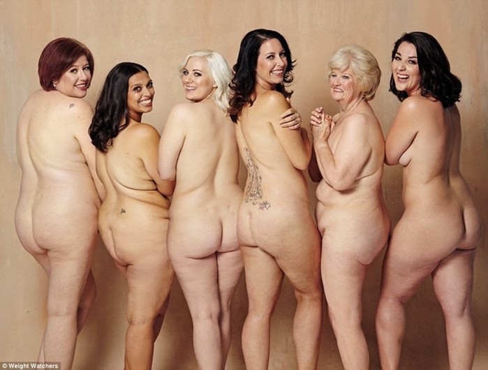 Откровенная фотосессия женщин, которые вместе похудели на 170 килограмм
