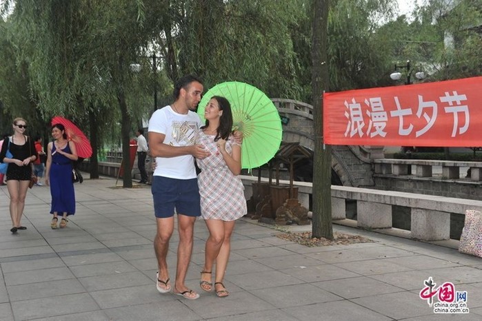 Китайский праздник влюбленных для иностранцев