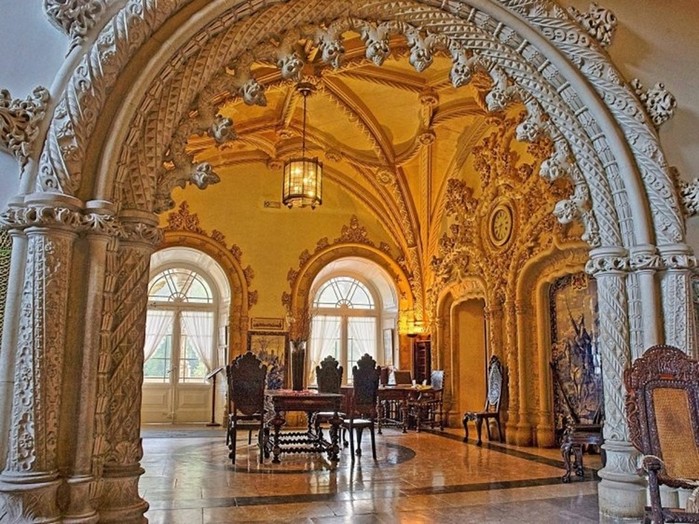 Дворец Буссако в Португалии