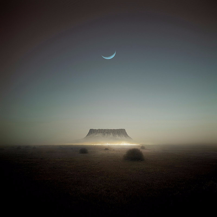 incredible-digital-artwork-michal-karcz-1 (700x700, 219Kb)