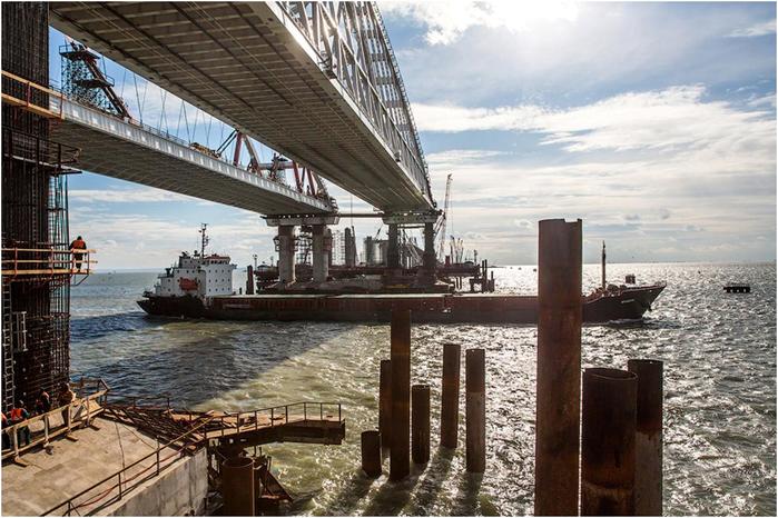 Как продвигается строительство Крымского моста