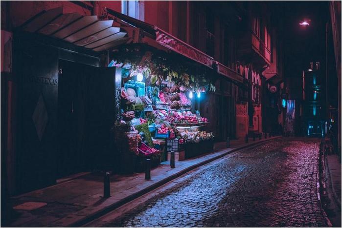 Ночные города в неоновом свете. Фотограф Эльза Бледа