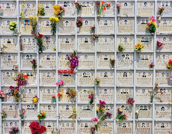 Вертикальные многоярусные кладбища из разных стран