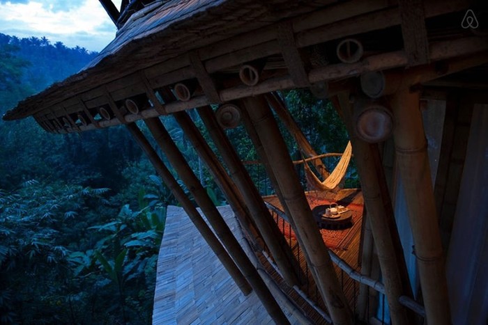 Всё бросила, уехала и построила себе бамбуковый домик на Бали