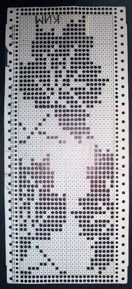 0_96df5_49c629c6_XL (264x576, 196Kb)
