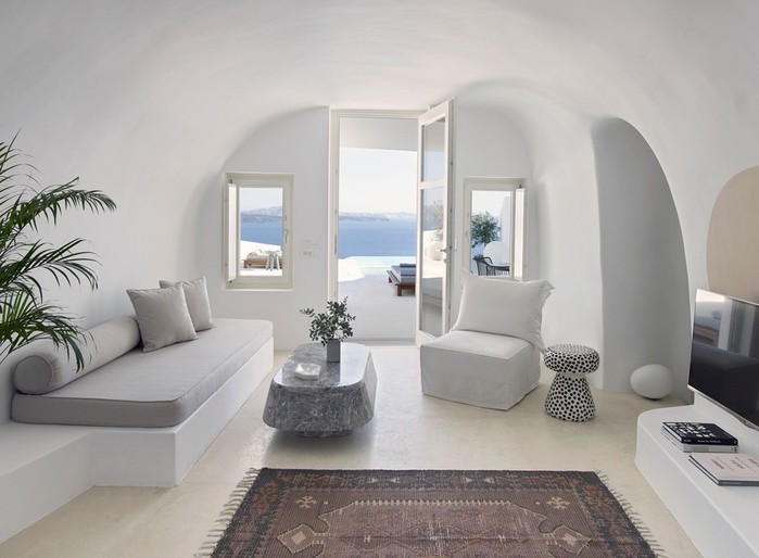 Летний домик резиденция на вулкане в Греции