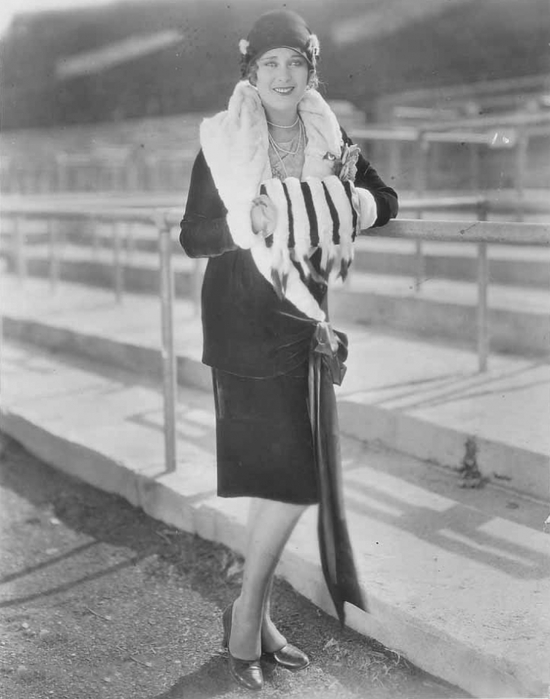 5316065_720_Dolores_Costello_ODETA_1_ (550x700, 169Kb)