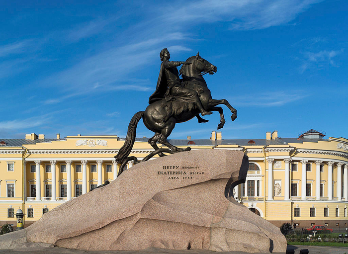 1024px-The_Bronze_Horseman_(St._Petersburg,_Russia) (700x511, 463Kb)