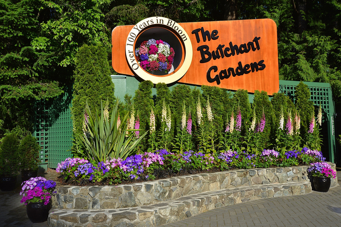 blog_late_spring_sign_at_the_Butchart_Gardens (900x667, 547Kb)