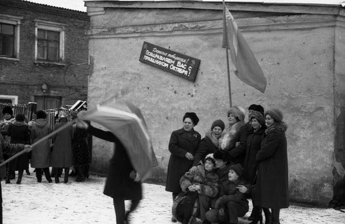 Социалистическая реальность в документальных фотографиях Владимира Воробьева 