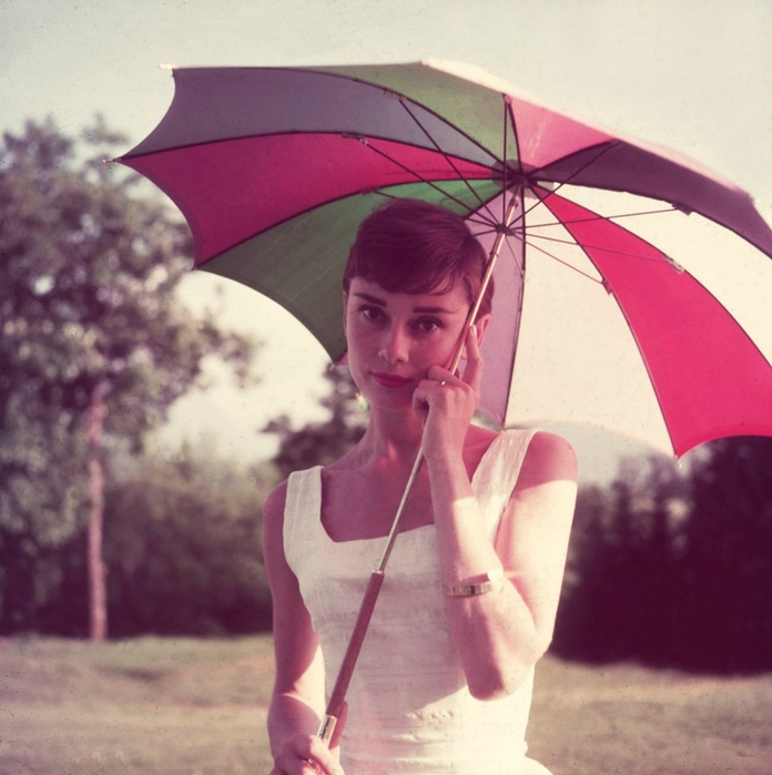 796  Audrey Hepburn  (696x700, 376Kb)