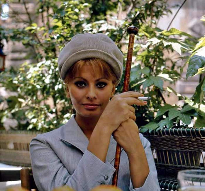 Sophia Loren   (700x652, 478Kb)