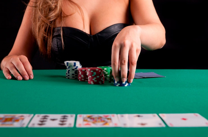 alt="Основные правила трехкарточного покера"