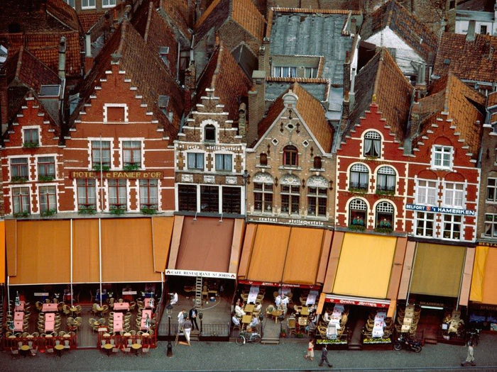 24. Brugge-Grote-Market-Belgium (700x525, 505Kb)