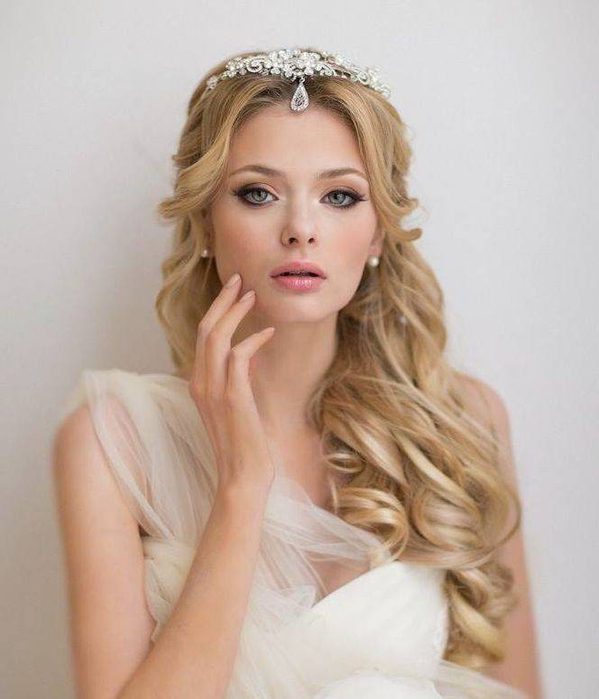 JamAdvice_com_ua_wedding-hairstyles-with-diadems-07 (599x700, 262Kb)