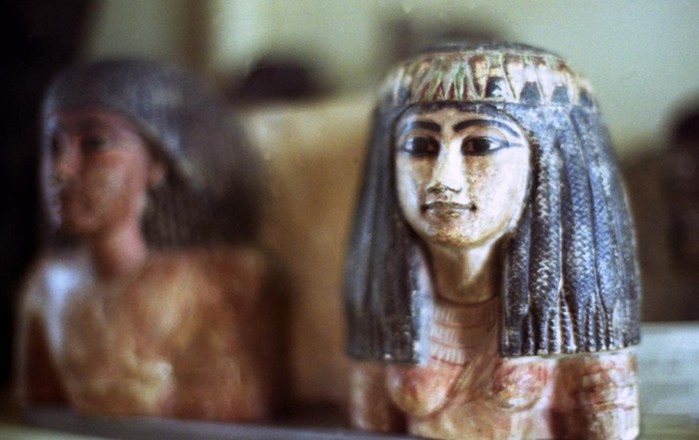 Фараонами правителей Древнего Египта не называли