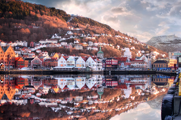 bryggen_wharf_bergen_hordaland_fjord_norway_photo_florian_olbrechts_34ad36ea-f7bc-4150-b48b-af2c2c14628f (700x467, 566Kb)