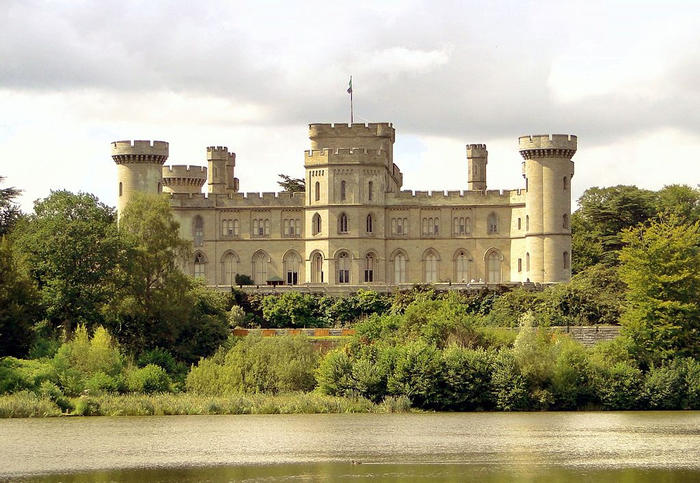 Eastnor_Castle-geograph-3082480-by-Philip-Pankhurst (700x483, 387Kb)