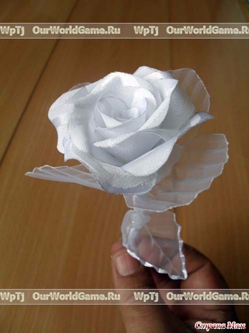 Розы из ткани и свадебная корзинка из картона своими руками (8) (500x668, 125Kb)