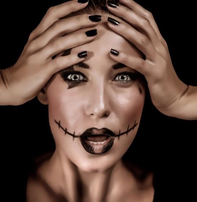 Хэллоуин: страшный макияж для девушек и забавные поделки для детей