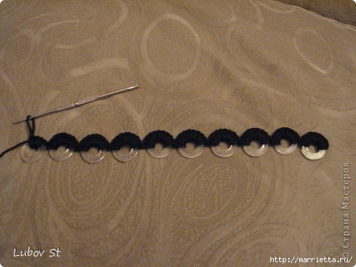 Сумочка из колец с бисером. Вязание крючком без отрыва ниток (4) (520x390, 111Kb)