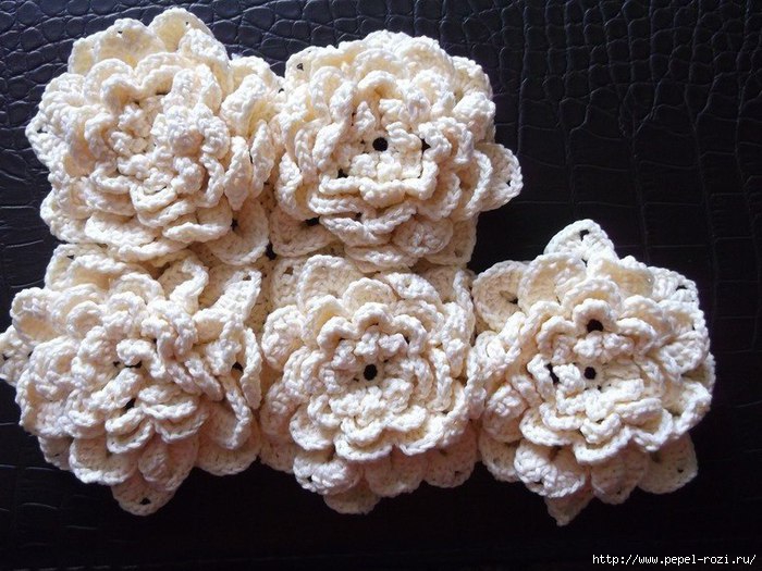 Урок вязания крючком ЦВЕТКА двухцветного. Crochet Flowers. Вязаные цветы крючком