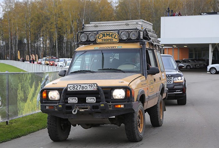 В России посчитали владельцев Land Rover - торжественное празднование 15-летия присутствия бренда в России