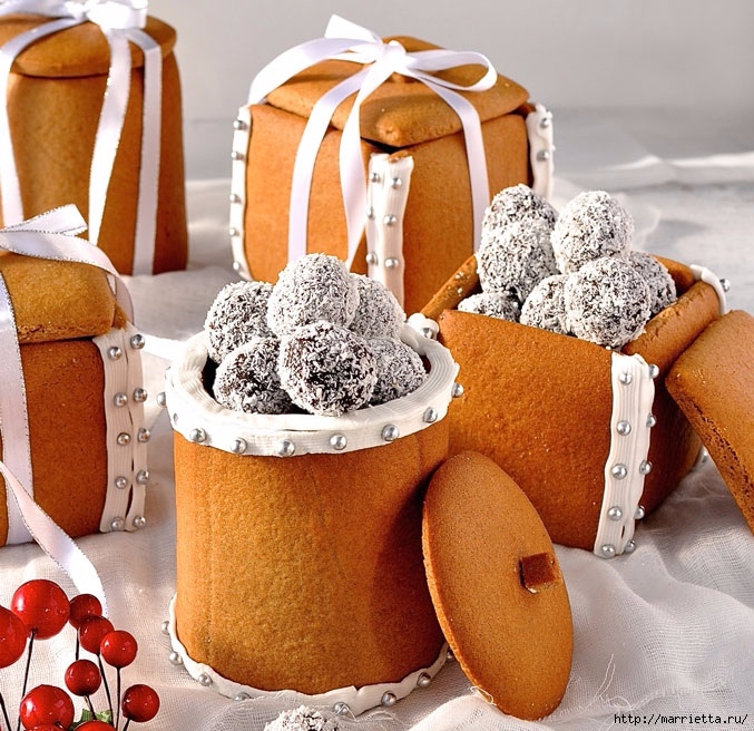 Новогодние подарки своими руками. Съедобные пряничные коробочки с конфетами (7) (677x656, 331Kb)