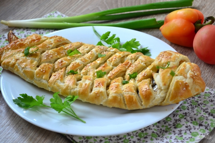 Быстрая выпечка на скорую руку/5281519_pirog_so_shprotami332259 (700x466, 256Kb)