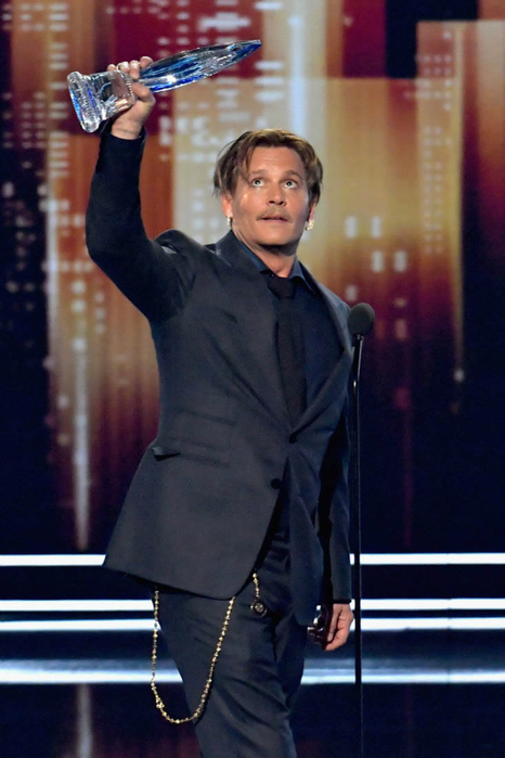 johnny-depp-pcas-19jan17-02 (466x700, 311Kb)