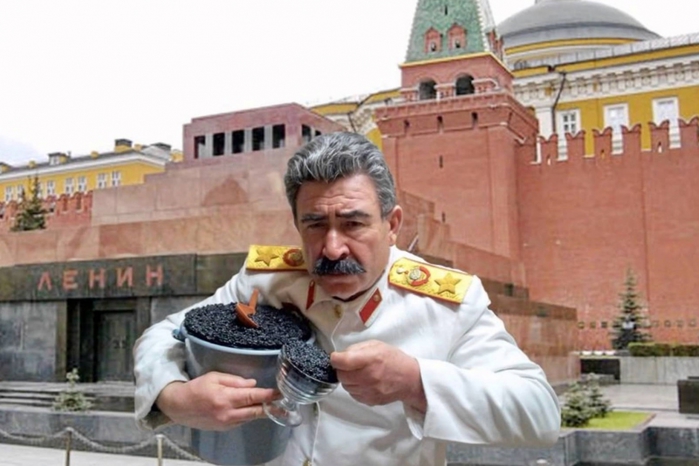 Сколько двойников было у Сталина
