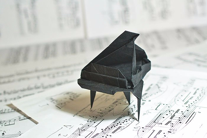 vpechatlyayushhie-tvoreniya-origami-ot-nastoyashhix-masterov-9 (700x467, 187Kb)