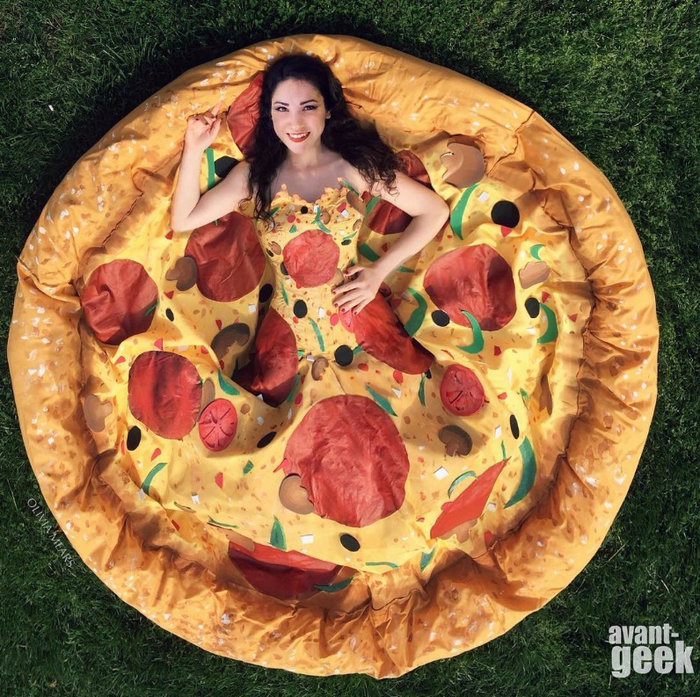 платье пицца (700x697, 642Kb)