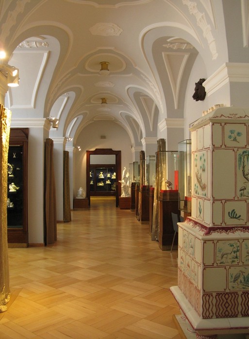 галерея выставки 300-лктия (713x900, 79Kb)