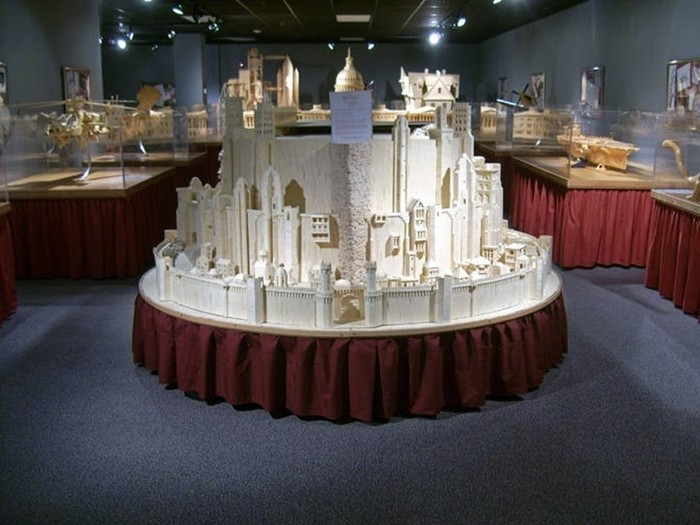 Города из спичек: удивительное хобби скульптора Патрика Актона