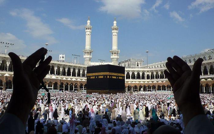 Зачем мусульмане совершают паломничество в Мекку
