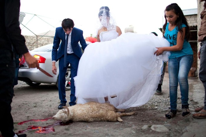 Как живут несовершеннолетние невесты в Грузии