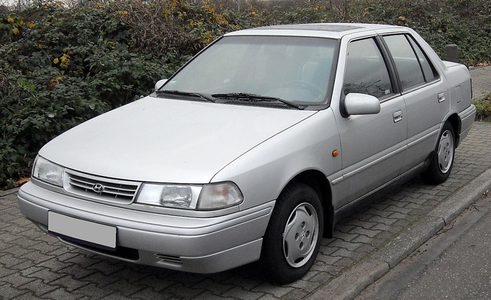 Hyundai_Pony (700x428, 299Kb)
