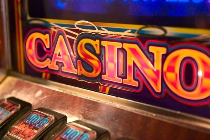 casino-s-vyvodom-768x512 (700x466, 38Kb)