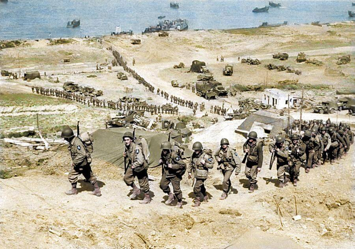 1534191706_d-day-in-color-10 (700x491, 452Kb)