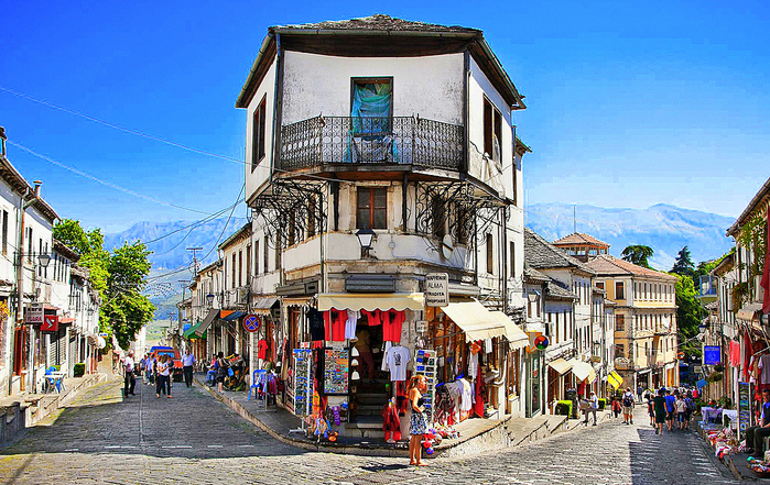 10-powodów-dla-których-musisz-odwiedzić-Albanię (700x441, 396Kb)