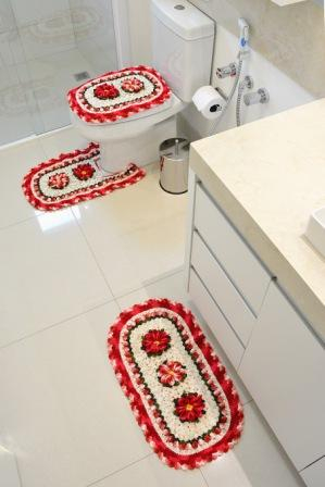 Рождественский вязаный комплект ковриков для ванной комнаты (1) (299x448, 85Kb)