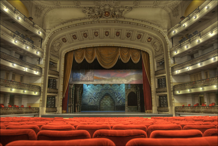 Gran_Teatro_de_la_Habana_interior (700x468, 414Kb)