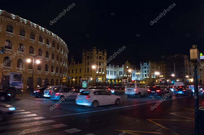 depositphotos_56463765-stock-photo-night-valencia-city (700x464, 249Kb)