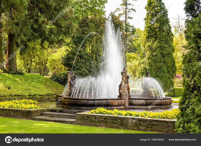 depositphotos_186818432-stock-photo-fountain-botanical-garden-villa-taranto (700x508, 602Kb)