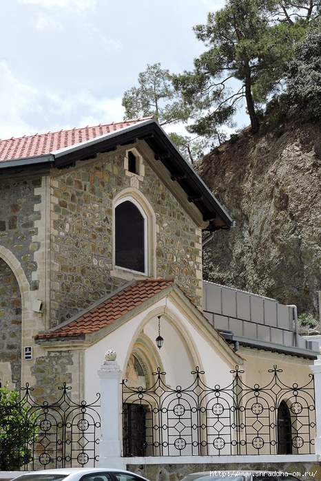 Кипр, монастырь Киккос, май 2016 (4) (466x700, 345Kb)