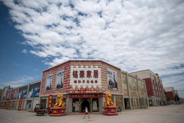 abandoned-plaza-stores-china (700x466, 270Kb)