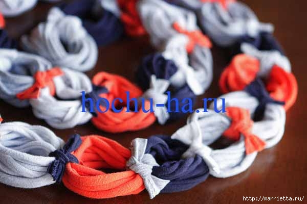 Как сделать красивый шарф из футболки (7) (600x400, 104Kb)